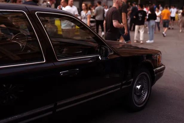 كينغ بيلي كازينو تطبيق أندرويد/آي أو إس